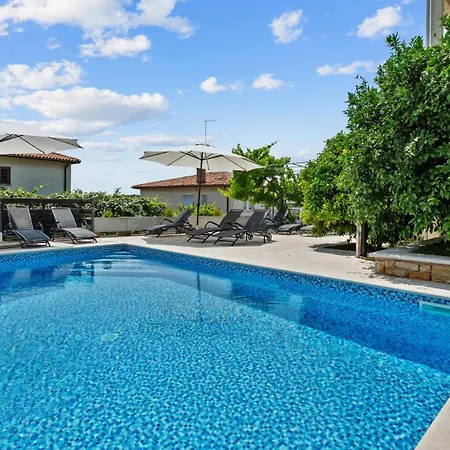 Apartamento Petrinic-sea View & Pool By Guide Pula