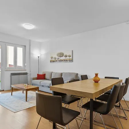 Apartment Petrinic-sea View & Pool By Guide Pula